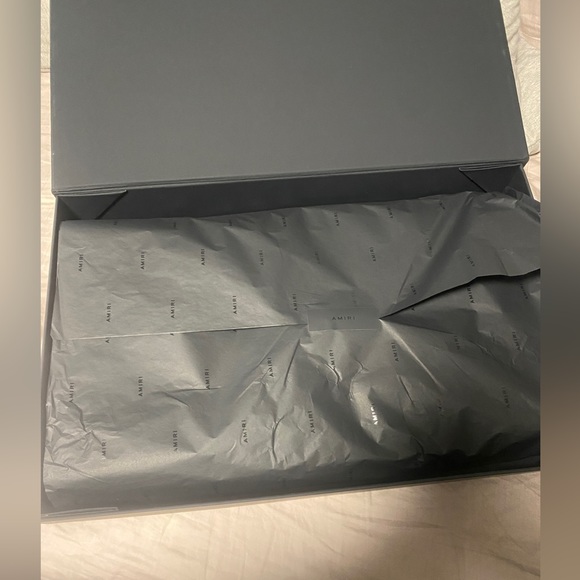 Brand new unworn with tags. Amiri denim size 34 - Picture 4 of 5